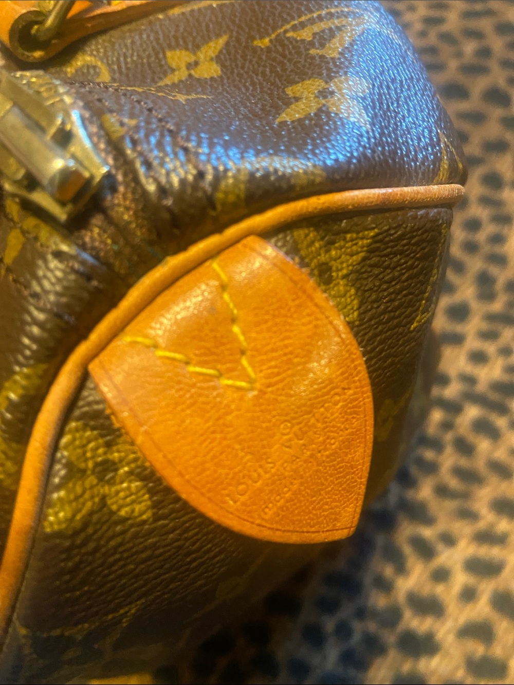 Authentic Louis Vuitton Speedy 30 - Picture 4 of 5